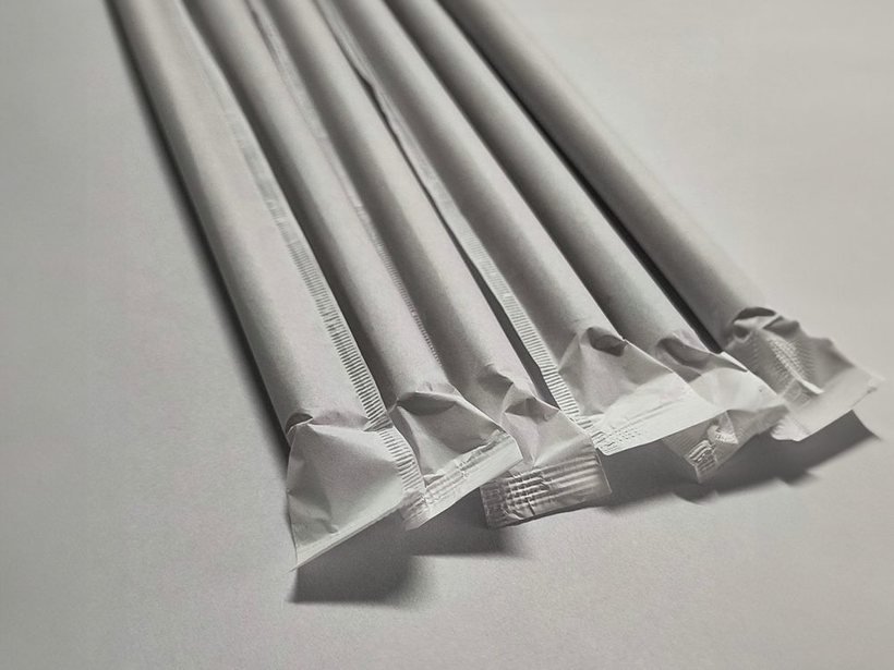 Popotes con estuchado individual en envoltura de papel.